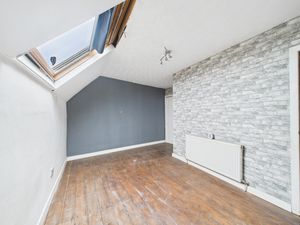 Photo 11- click for photo gallery